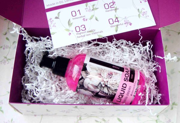 Liquid soap Rose in the gift box